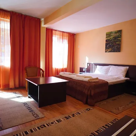 Family Art-hotel Zora