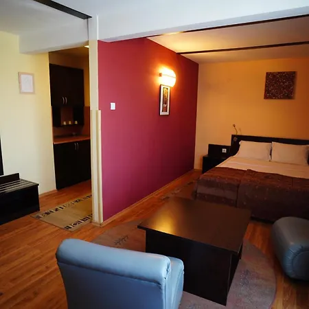 Family Art-hotel Zora Hotel