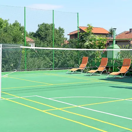зора 2* Враца