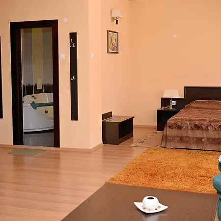 Family Art-hotel Zora Hotel