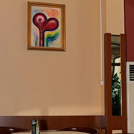 Hotel Family Art-hotel Zora 2*